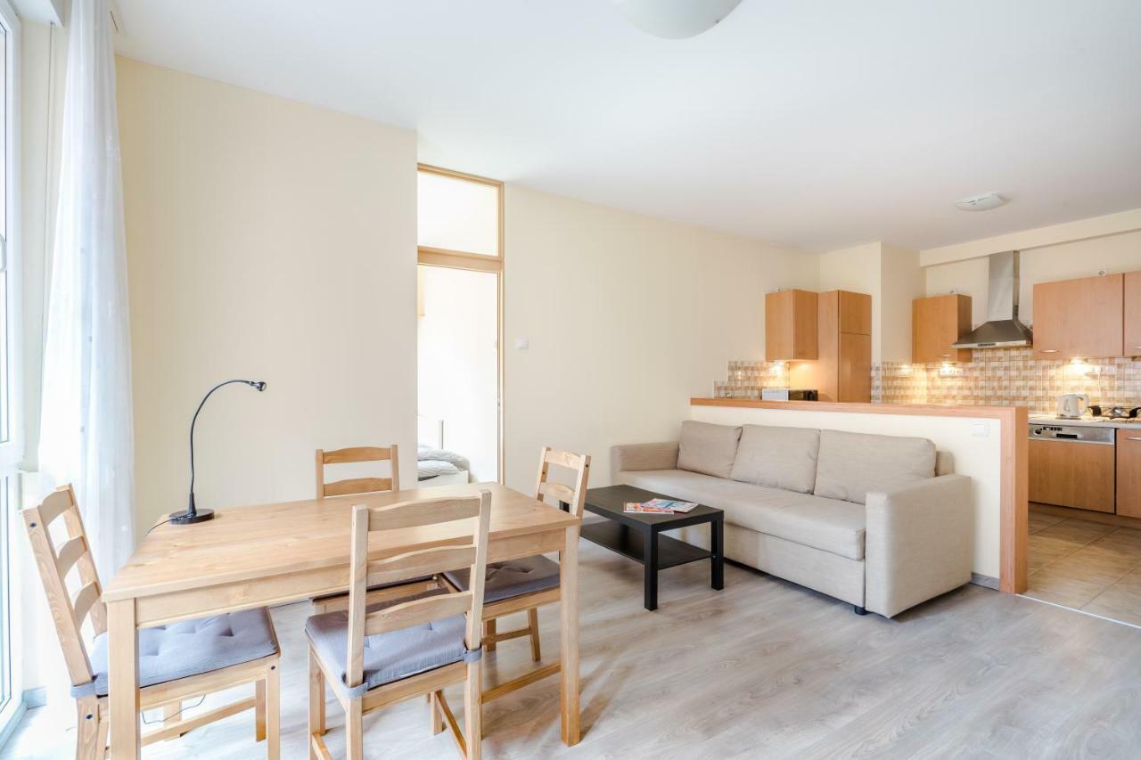 דירות בודפשט Bpr Vivid Downtown Vibe With Balcony מראה חיצוני תמונה