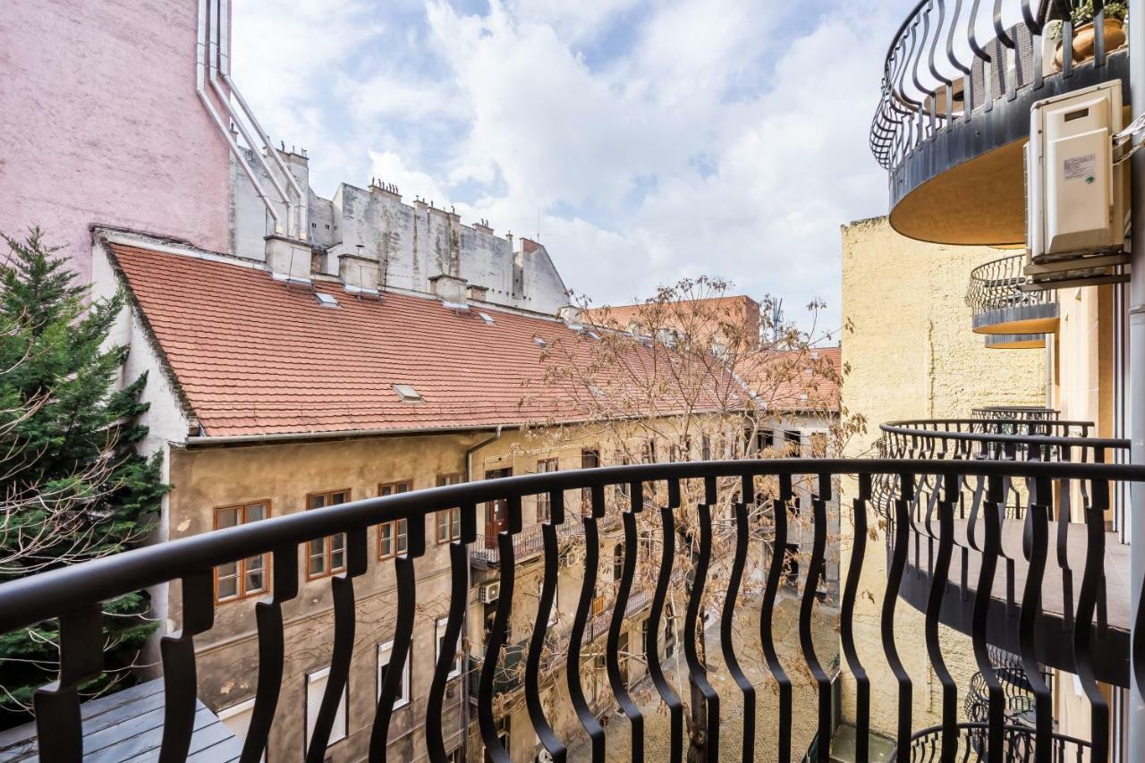 דירות בודפשט Bpr Vivid Downtown Vibe With Balcony מראה חיצוני תמונה
